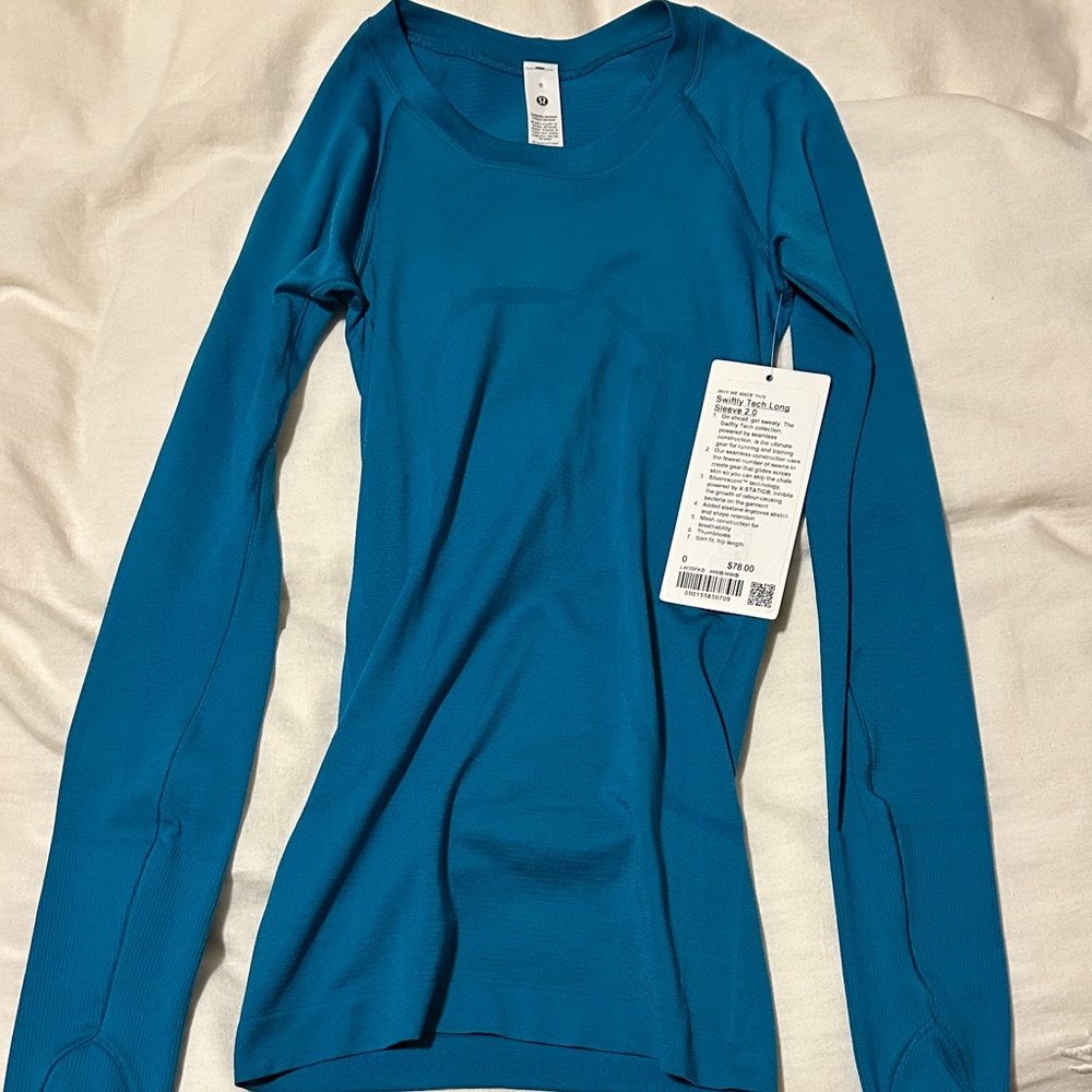 Lululemon Women's Swiftly Tech Long Sleeve 2.0 top